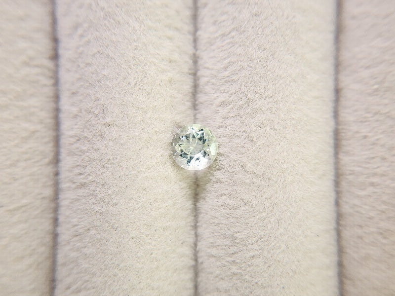 gBE-70　グリーンベリル　0.48ct
