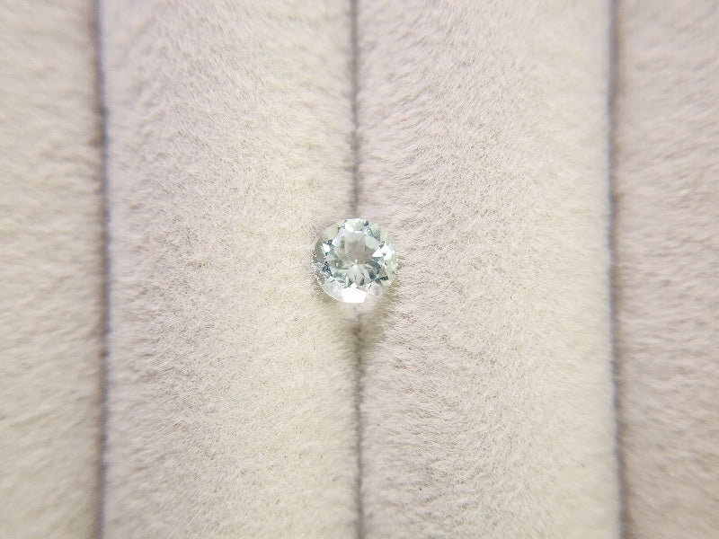 gBE-71　グリーンベリル　0.47ct
