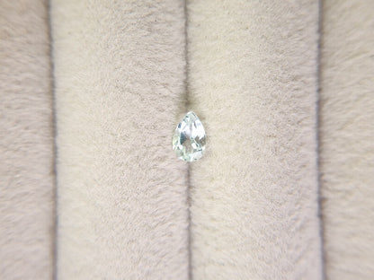 gBE-117　グリーンベリル　0.37ct