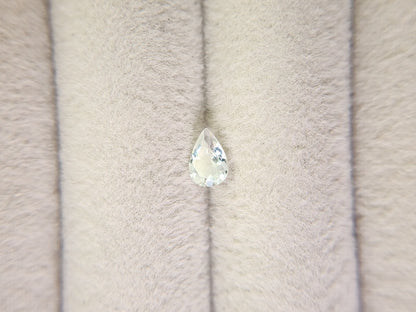 gBE-118　グリーンベリル　0.36ct