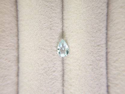 gBE-119　グリーンベリル　0.36ct