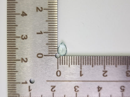gBE-116　グリーンベリル　0.38ct