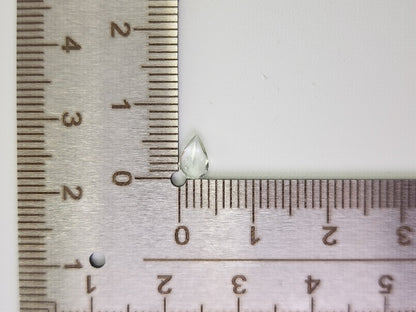 gBE-118　グリーンベリル　0.36ct