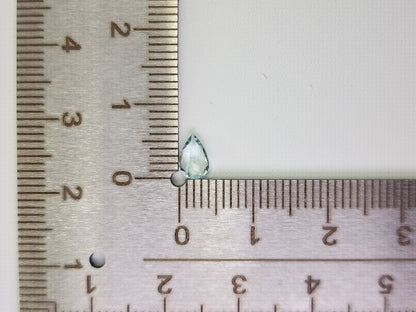gBE-119　グリーンベリル　0.36ct