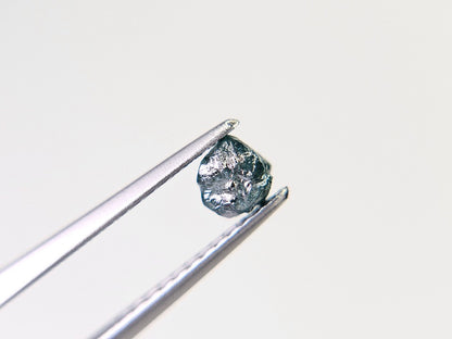 blDMg-3　ブルーダイヤモンド原石　0.53ct