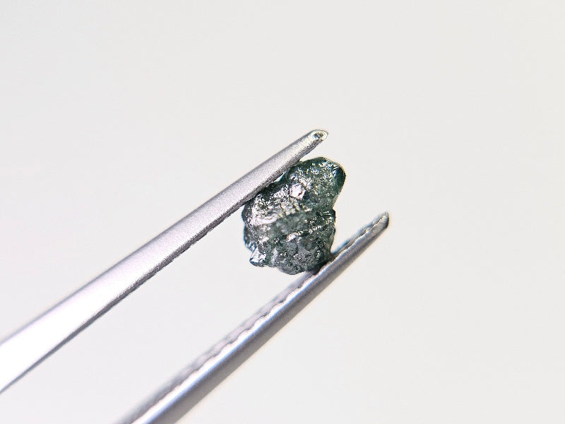 blDMg-5　ブルーダイヤモンド原石　0.53ct