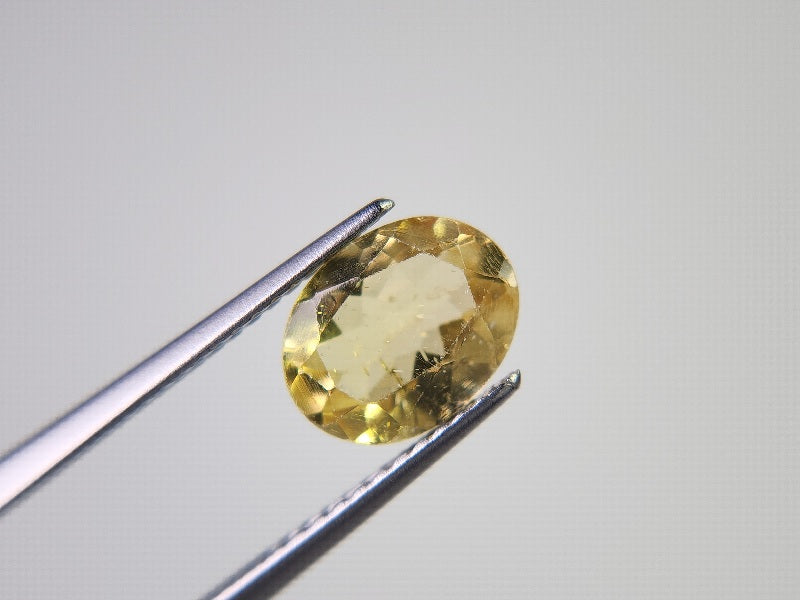 ye-AP-16　イエローアパタイト　1.83ct