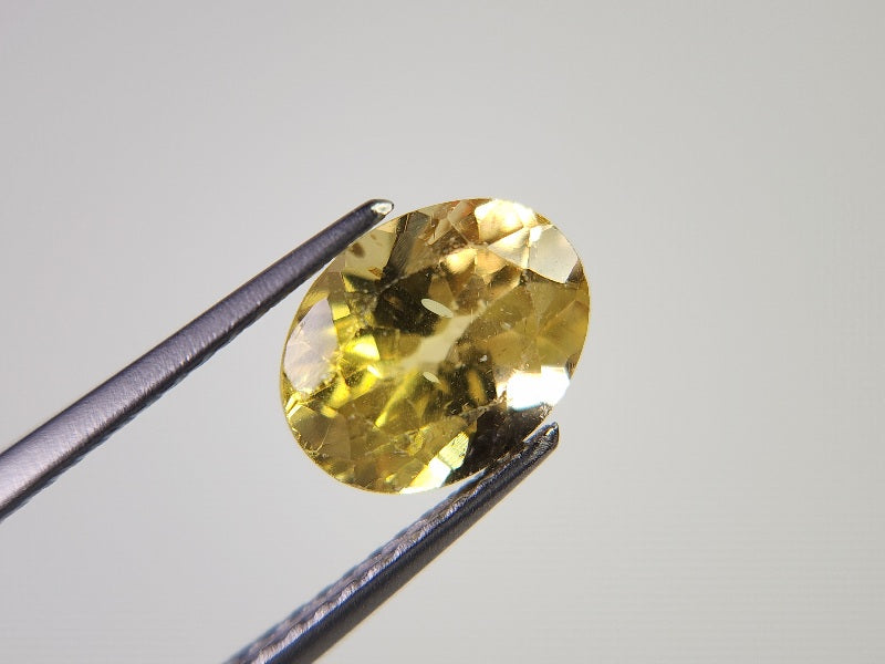 ye-AP-19　イエローアパタイト　2.08ct