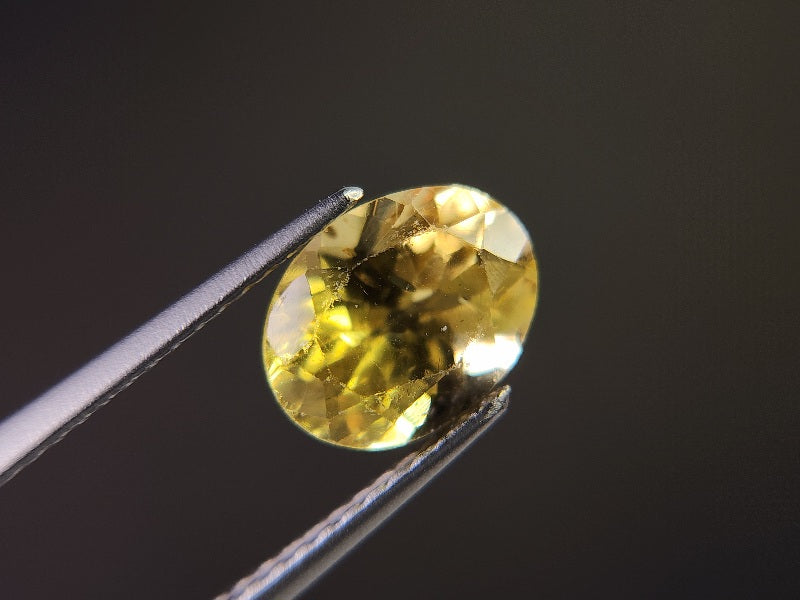 ye-AP-19　イエローアパタイト　2.08ct