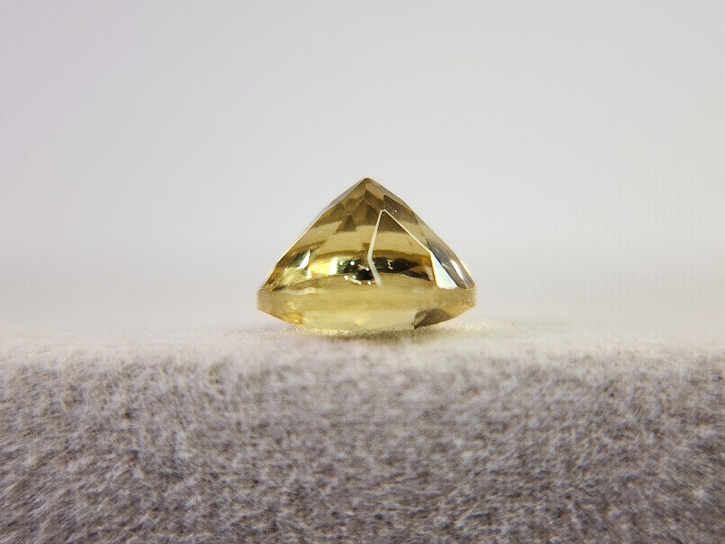 ye-AP-21　イエローアパタイト　1.58ct