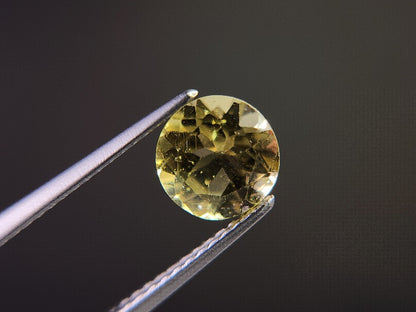 ye-AP-23　イエローアパタイト　1.46ct