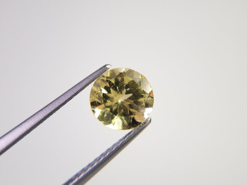 ye-AP-24　イエローアパタイト　1.44ct