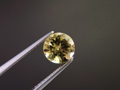 ye-AP-24　イエローアパタイト　1.44ct
