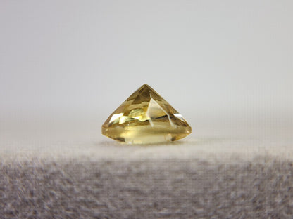 ye-AP-24　イエローアパタイト　1.44ct