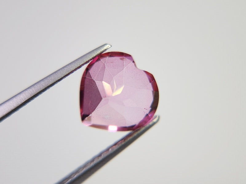 piTOt-16　ピンクトパーズ（トリートメント）　2.48ct