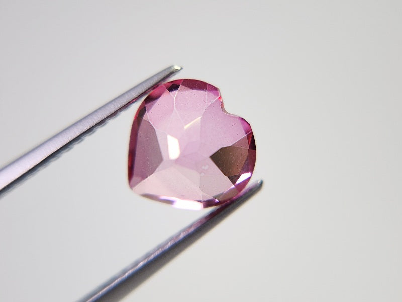 piTOt-18　ピンクトパーズ（トリートメント）　2.33ct