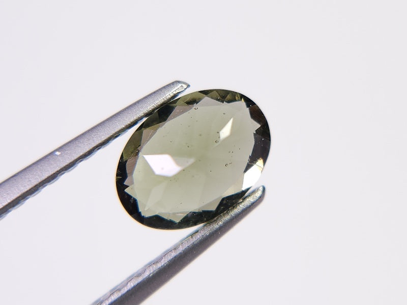 MLD-10　モルダバイト　0.57ct
