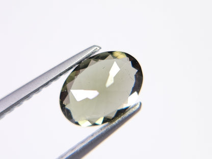 MLD-12　モルダバイト　0.56ct