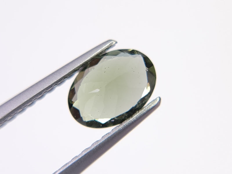 MLD-13　モルダバイト　0.56ct