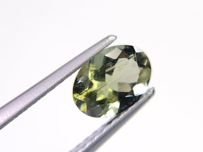MLD-14　モルダバイト　0.56ct