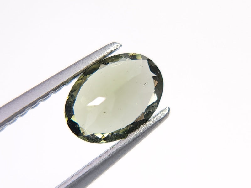 MLD-14　モルダバイト　0.56ct