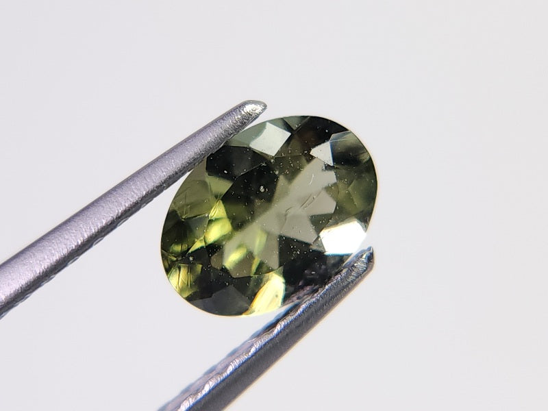 MLD-15　モルダバイト　0.54ct