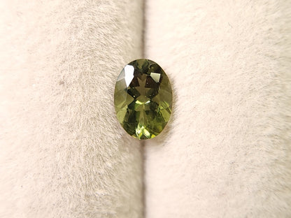 MLD-15　モルダバイト　0.54ct