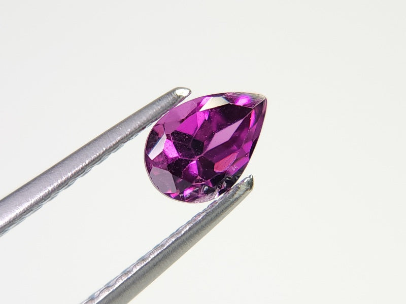 【500円均一】6/15新着！　ロードライトガーネット　0.66ct　1