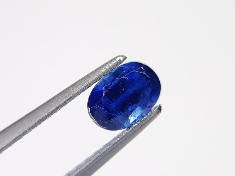 【500円均一】6/15新着！　カイヤナイト　0.77ct　7