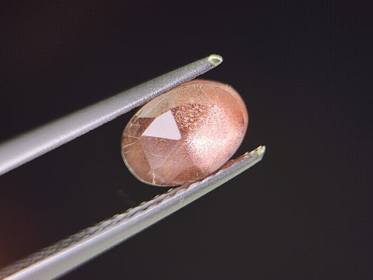 OSUN-8　オレゴンサンストーン　0.82ct