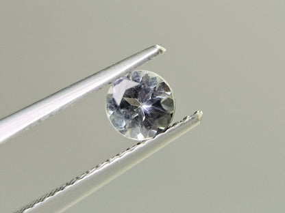 ZO-1　ゾイサイト　0.68ct