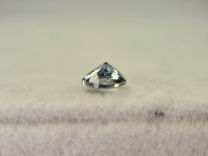 ZO-4　ゾイサイト　0.54ct