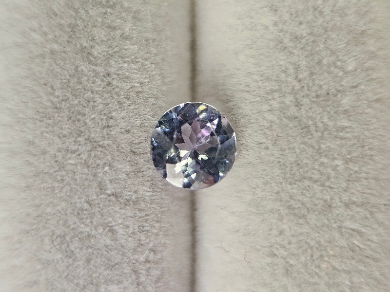 　ZO-7　ゾイサイト　0.47ct