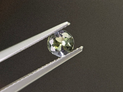 ZO-9　ゾイサイト　0.46ct