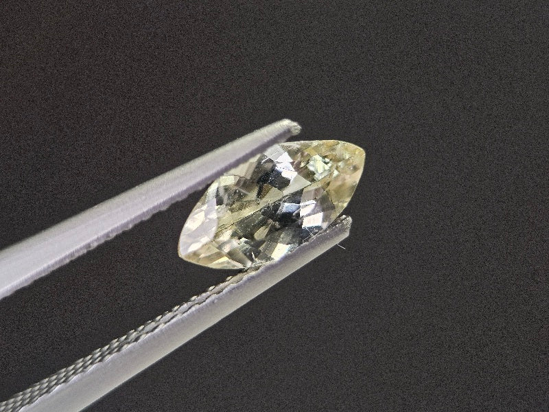 ZO-32　ゾイサイト　0.73ct