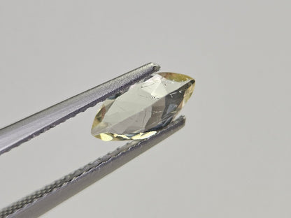 ZO-32　ゾイサイト　0.73ct