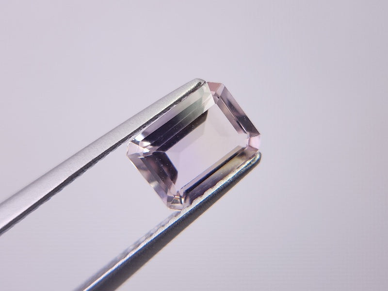 AMT-25　アメトリン　0.95ct