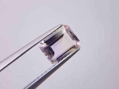 AMT-25　アメトリン　0.95ct