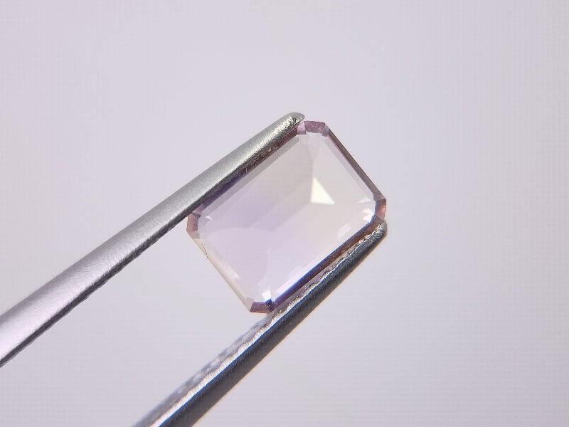 AMT-25　アメトリン　0.95ct