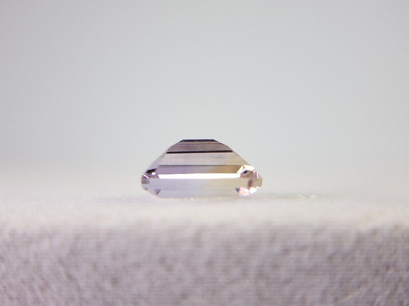 AMT-24　アメトリン　0.99ct
