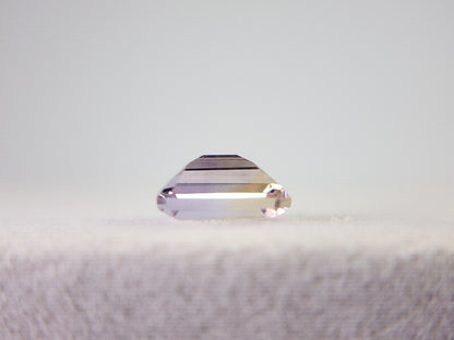 AMT-24　アメトリン　0.99ct