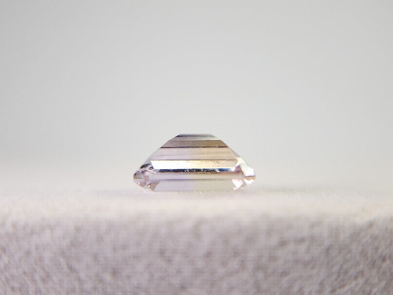 AMT-25　アメトリン　0.95ct