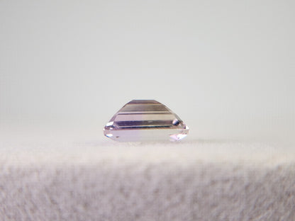 AMT-27　アメトリン　0.94ct