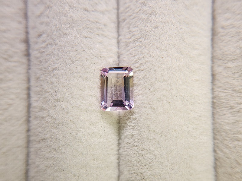 AMT-23　アメトリン　1.00ct