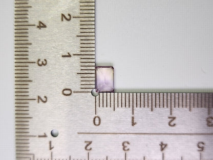 AMT-24　アメトリン　0.99ct