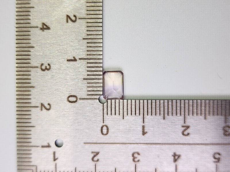 AMT-25　アメトリン　0.95ct
