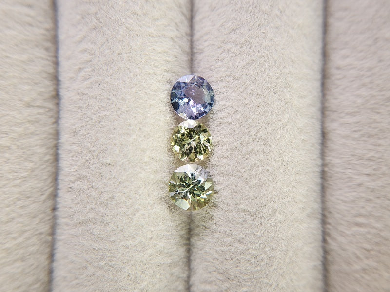 SET3-ZO-2　ゾイサイト3石セット　計1.63ct
