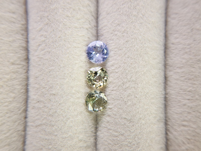 SET3-ZO-5　ゾイサイト3石セット　計1.29ct