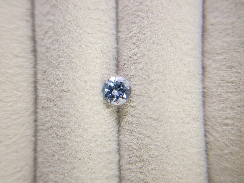 ZO-11　ゾイサイト　0.64ct