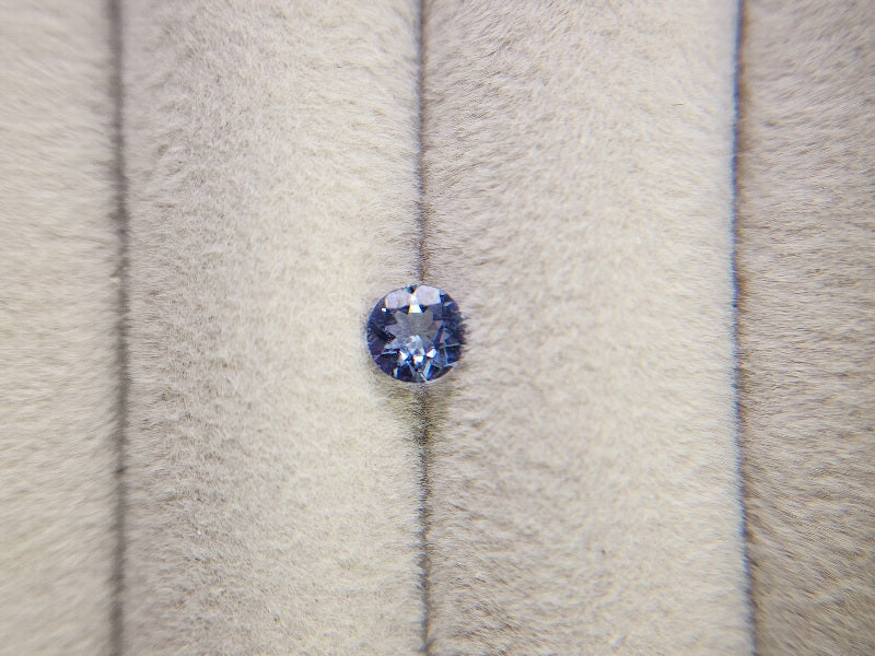 ZO-18　ゾイサイト　0.48ct